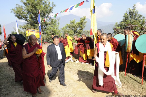 KHCP Sherab Gyaltsen Rinpoche is welcomed