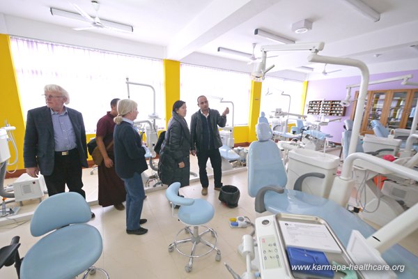 the huge dental room with plenty work places
