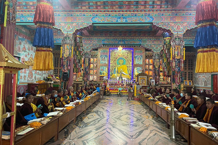 Monlam prayers in the gompa